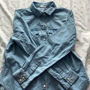 Lightweight denim jacket